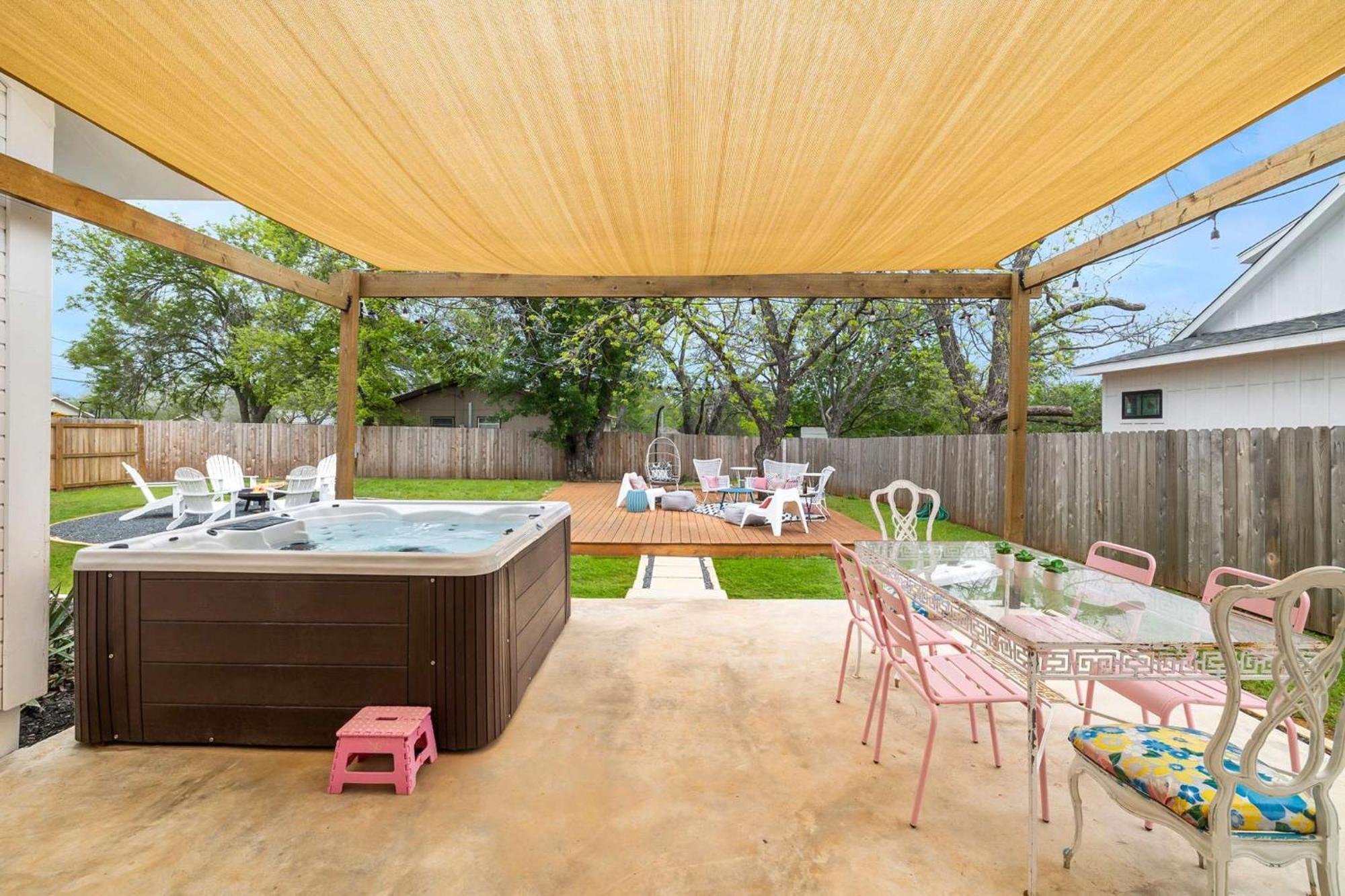 Pink Duchess - Mins To Main Hot Tub & Fire Pit Villa Фредериксбург Екстериор снимка